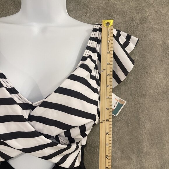 NWT B2Prity Womens Black & White Cutout Ruffle One-Piece Swimsuit Size Medium - Picture 11 of 15